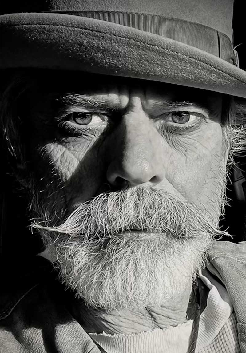 C Thomas Howell 2022
